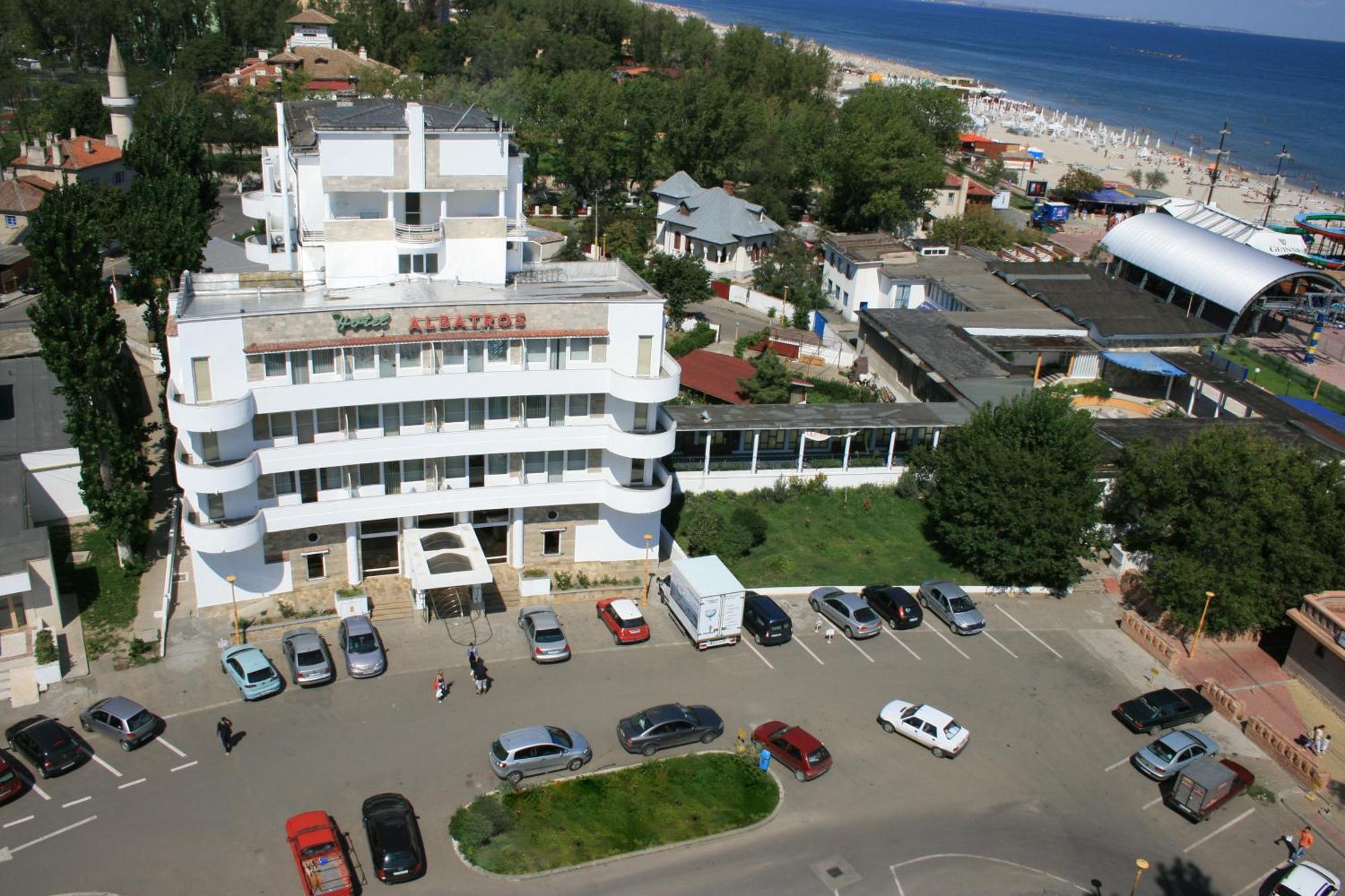 Hotel Albatros Mamaia Exterior foto